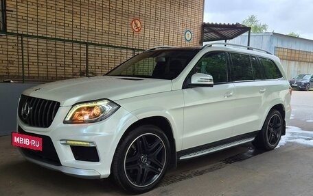 Mercedes-Benz GL-Класс, 2015 год, 2 795 000 рублей, 27 фотография