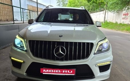 Mercedes-Benz GL-Класс, 2015 год, 2 795 000 рублей, 28 фотография