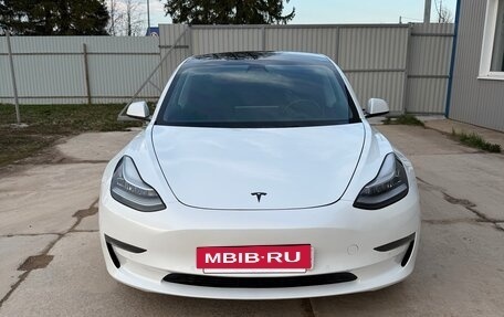 Tesla Model 3 I, 2019 год, 2 990 000 рублей, 3 фотография
