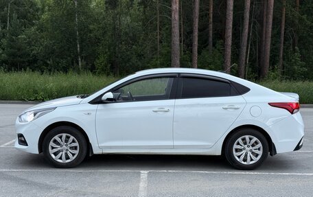 Hyundai Solaris II рестайлинг, 2017 год, 860 000 рублей, 3 фотография