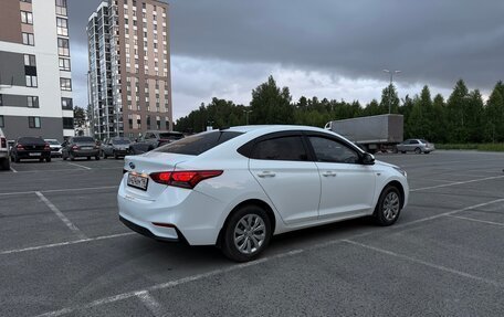 Hyundai Solaris II рестайлинг, 2017 год, 860 000 рублей, 9 фотография