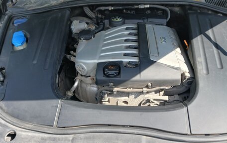 Volkswagen Touareg III, 2003 год, 600 000 рублей, 2 фотография