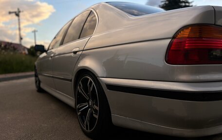 BMW 5 серия, 2002 год, 700 000 рублей, 13 фотография