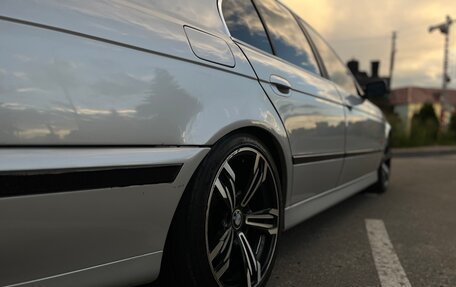 BMW 5 серия, 2002 год, 700 000 рублей, 12 фотография