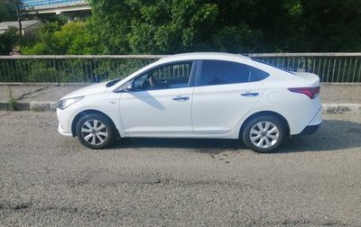 Hyundai Solaris II рестайлинг, 2022 год, 1 400 000 рублей, 1 фотография