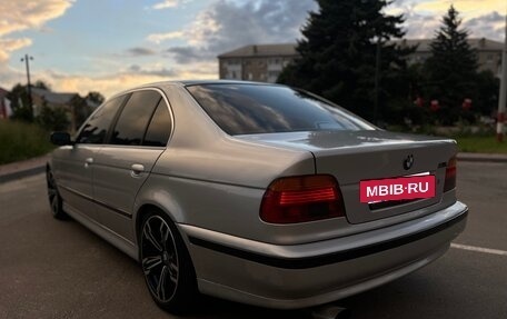 BMW 5 серия, 2002 год, 700 000 рублей, 11 фотография
