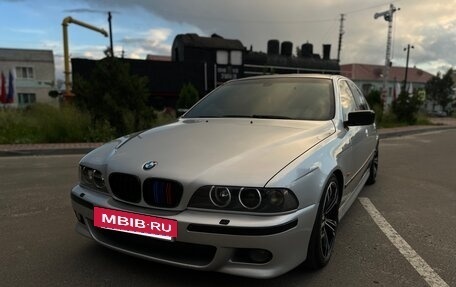 BMW 5 серия, 2002 год, 700 000 рублей, 3 фотография