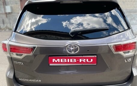 Toyota Highlander III, 2014 год, 3 100 000 рублей, 6 фотография