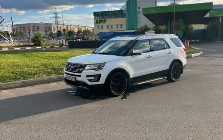 Ford Explorer VI, 2017 год, 2 450 000 рублей, 8 фотография
