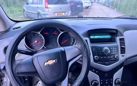 Chevrolet Cruze II, 2011 год, 390 000 рублей, 11 фотография