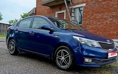 KIA Rio III рестайлинг, 2016 год, 860 000 рублей, 2 фотография