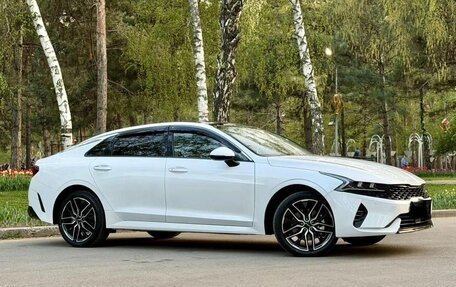 KIA K5, 2022 год, 2 400 000 рублей, 7 фотография