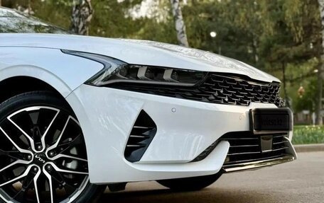 KIA K5, 2022 год, 2 400 000 рублей, 9 фотография