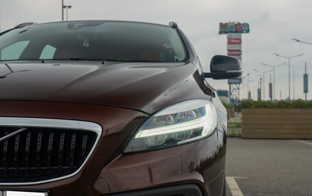 Volvo V40 Cross Country I, 2019 год, 2 100 000 рублей, 2 фотография