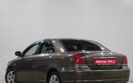 Toyota Avensis III рестайлинг, 2005 год, 729 000 рублей, 5 фотография