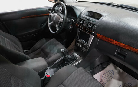 Toyota Avensis III рестайлинг, 2005 год, 729 000 рублей, 13 фотография
