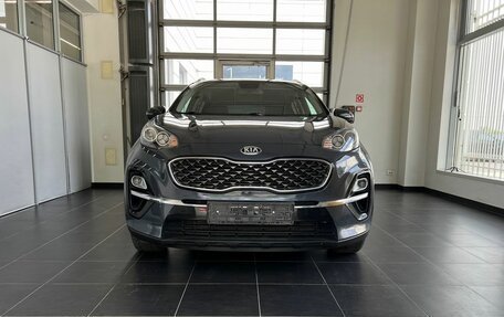 KIA Sportage IV рестайлинг, 2018 год, 2 436 300 рублей, 2 фотография