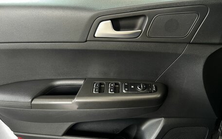 KIA Sportage IV рестайлинг, 2018 год, 2 436 300 рублей, 15 фотография