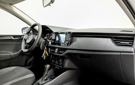 Skoda Rapid II, 2021 год, 1 679 000 рублей, 11 фотография