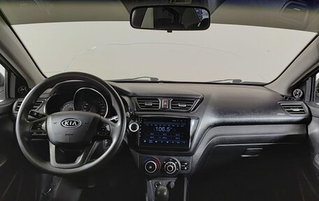 KIA Rio III рестайлинг, 2011 год, 550 000 рублей, 17 фотография