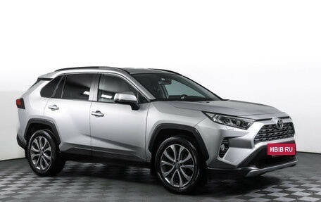 Toyota RAV4, 2019 год, 2 290 000 рублей, 4 фотография