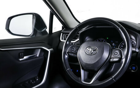 Toyota RAV4, 2019 год, 2 290 000 рублей, 14 фотография