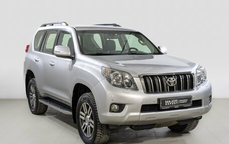 Toyota Land Cruiser Prado 150 рестайлинг 2, 2013 год, 2 770 000 рублей, 3 фотография