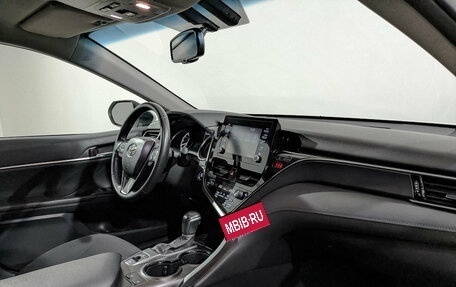 Toyota Camry, 2021 год, 13 фотография