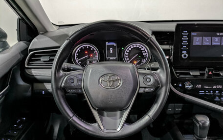 Toyota Camry, 2021 год, 22 фотография