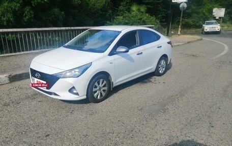 Hyundai Solaris II рестайлинг, 2022 год, 1 400 000 рублей, 2 фотография