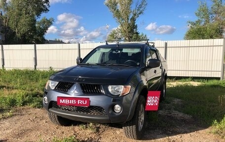Mitsubishi L200 IV рестайлинг, 2008 год, 1 000 000 рублей, 2 фотография