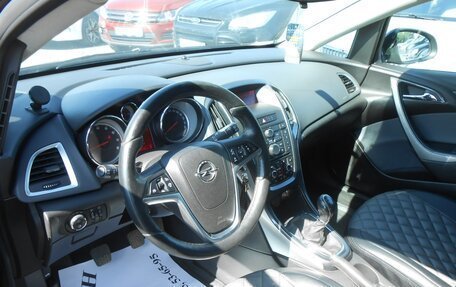 Opel Astra J, 2013 год, 798 000 рублей, 9 фотография
