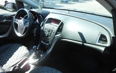 Opel Astra J, 2013 год, 798 000 рублей, 13 фотография