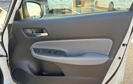 Honda Fit, 2023 год, 1 150 100 рублей, 11 фотография