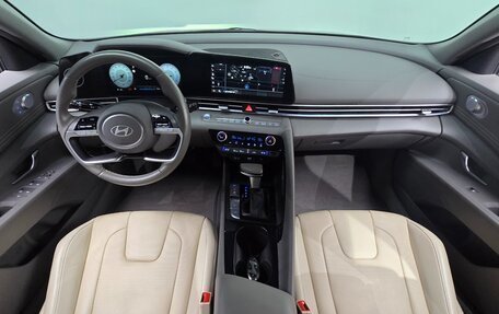 Hyundai Avante, 2023 год, 1 900 000 рублей, 3 фотография