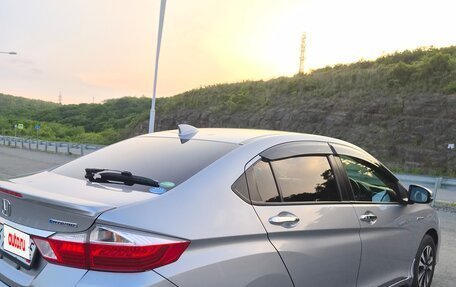 Honda Grace I, 2018 год, 1 050 000 рублей, 5 фотография