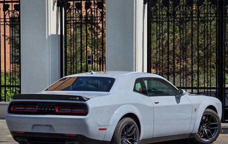 Dodge Challenger III рестайлинг 2, 2021 год, 7 700 000 рублей, 7 фотография