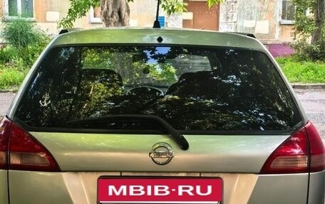 Nissan Wingroad III, 2001 год, 330 000 рублей, 2 фотография