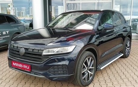 Volkswagen Touareg III, 2021 год, 4 600 000 рублей, 1 фотография