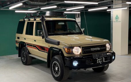 Toyota Land Cruiser 70, 2022 год, 9 265 000 рублей, 2 фотография