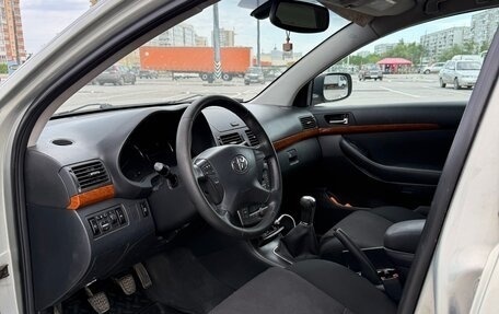 Toyota Avensis III рестайлинг, 2006 год, 750 000 рублей, 7 фотография