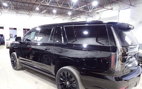 Cadillac Escalade V, 2025 год, 39 990 000 рублей, 9 фотография