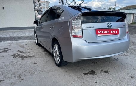 Toyota Prius, 2010 год, 1 100 000 рублей, 5 фотография
