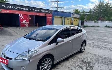 Toyota Prius, 2010 год, 1 100 000 рублей, 2 фотография