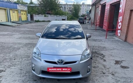 Toyota Prius, 2010 год, 1 100 000 рублей, 15 фотография