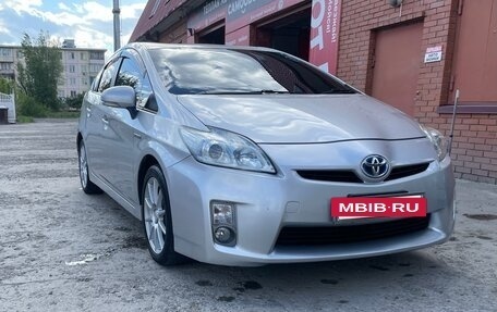 Toyota Prius, 2010 год, 1 100 000 рублей, 12 фотография