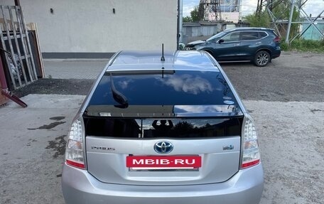 Toyota Prius, 2010 год, 1 100 000 рублей, 8 фотография