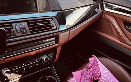 BMW 5 серия, 2011 год, 1 300 000 рублей, 4 фотография