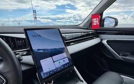 Geely Atlas, 2024 год, 2 850 000 рублей, 5 фотография