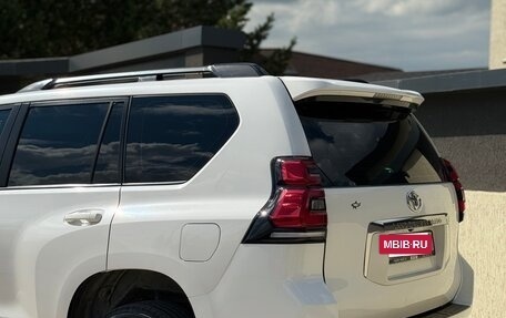 Toyota Land Cruiser Prado 150 рестайлинг 2, 2012 год, 2 890 000 рублей, 13 фотография